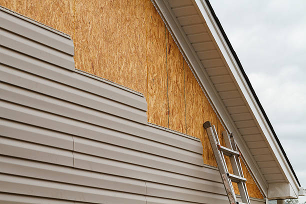 Professional Fiber Cement Siding technician working in Burgettstown, PA